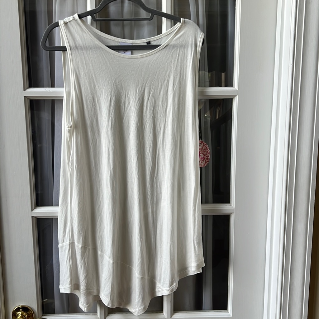 Cabi Asymmetrical White Tank Top Blouse.